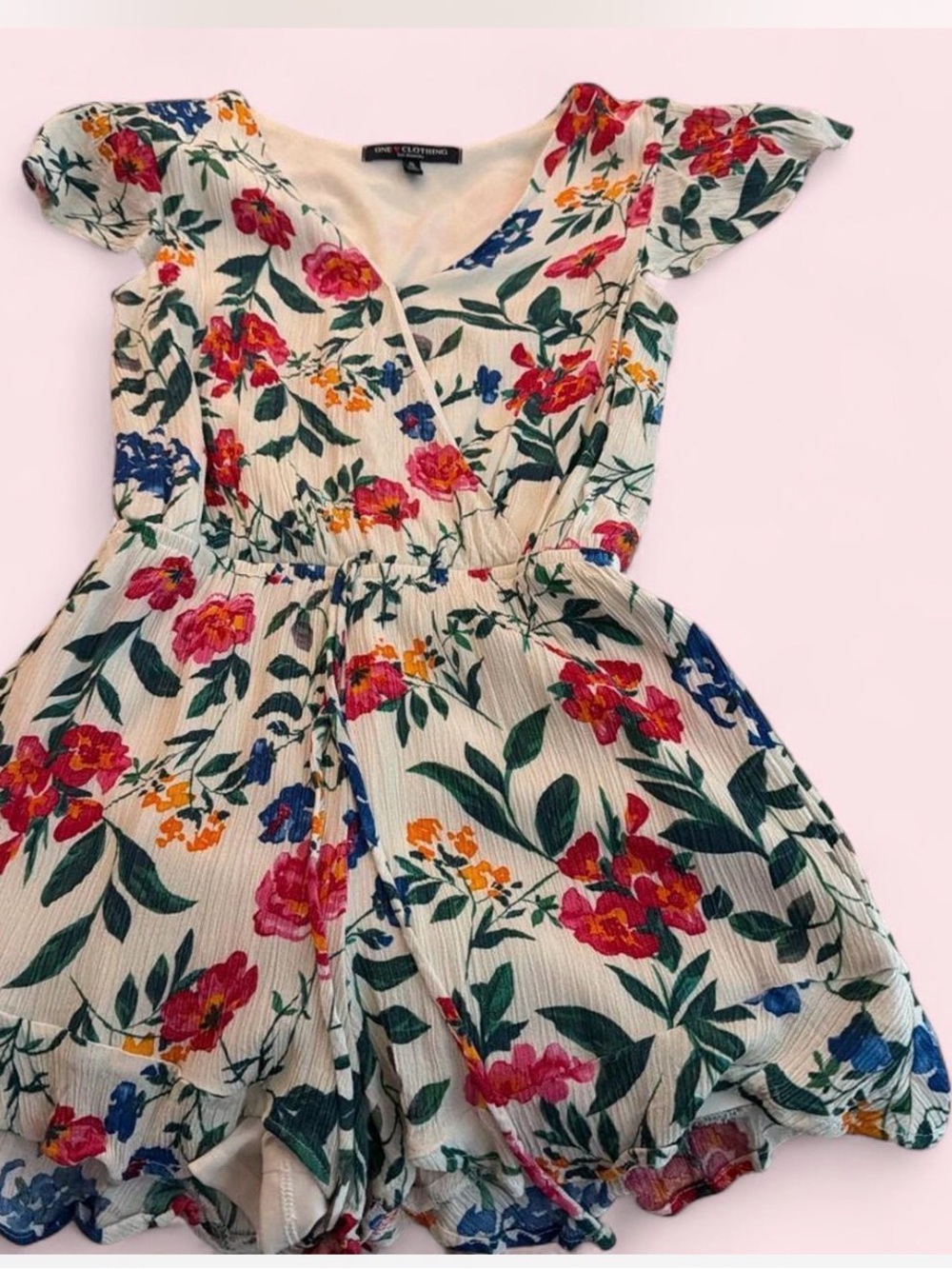 one clothing Cream Floral V-Neck Short Sleeve Romper
